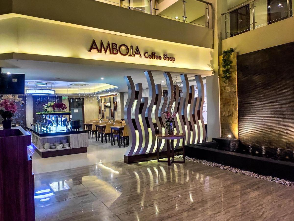 Grand Parama Hotel Tanjung Redep Ngoại thất bức ảnh